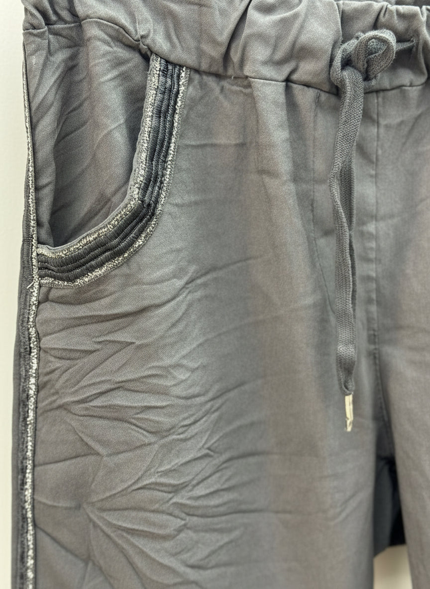 Magic Trousers Dark Grey