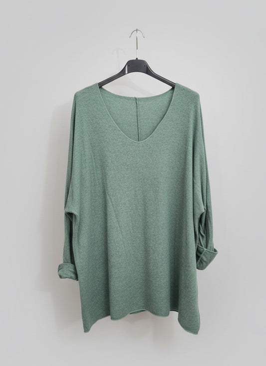 Long sleeved green top